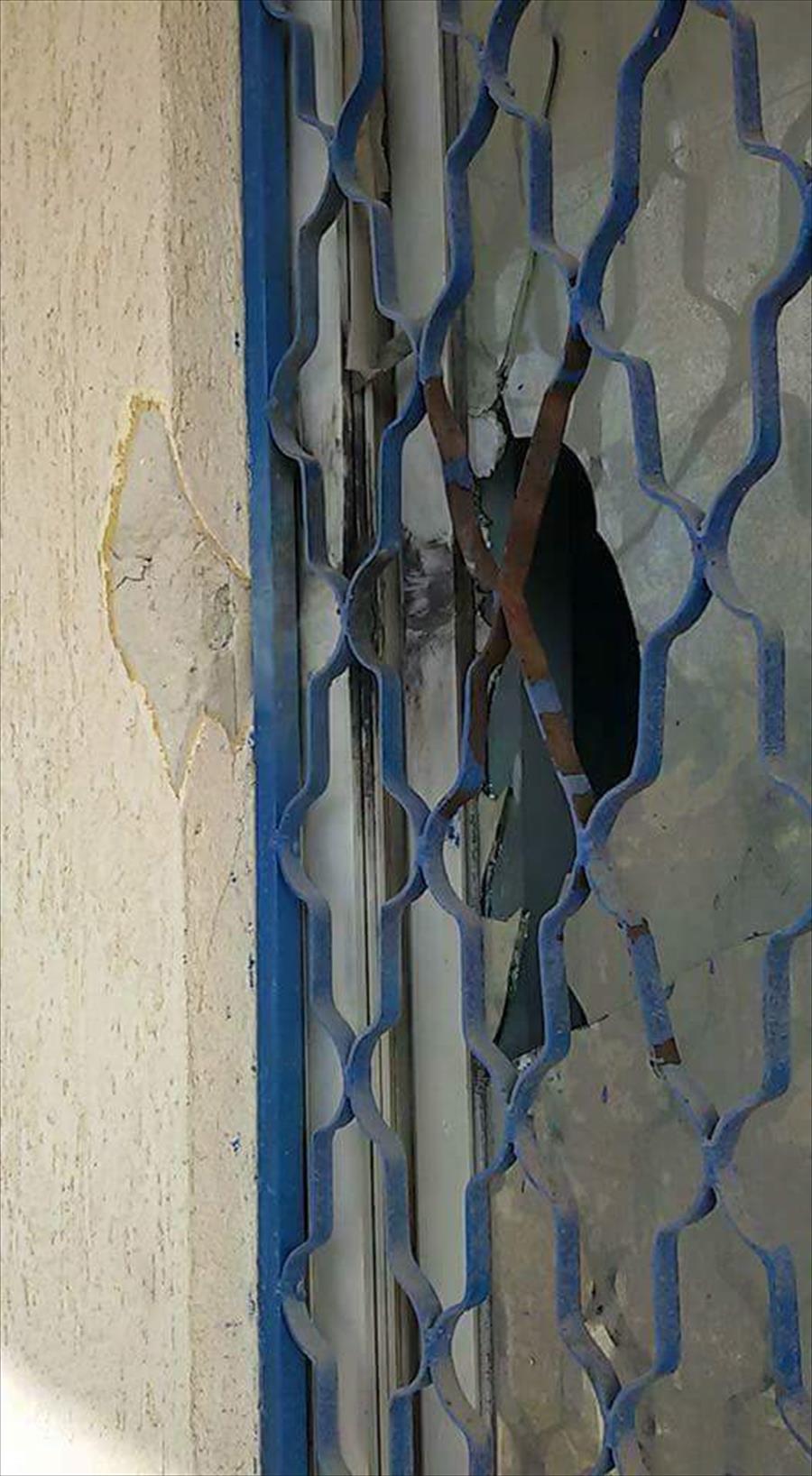 بالصور: أضرار تلحق مستشفى صبراتة التعليمي جراء الاشتباكات
