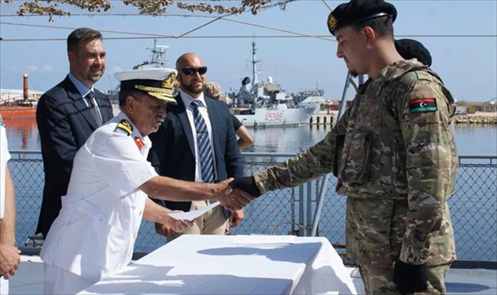 خبراء إيطاليون ينهون تدريب 22 عنصرًا من القوات البحرية في طرابلس