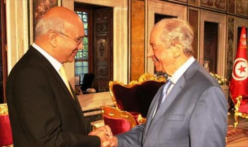 رئيس البرلمان التونسي يدعو بريطانيا لتشجيع الاستثمار في بلاده