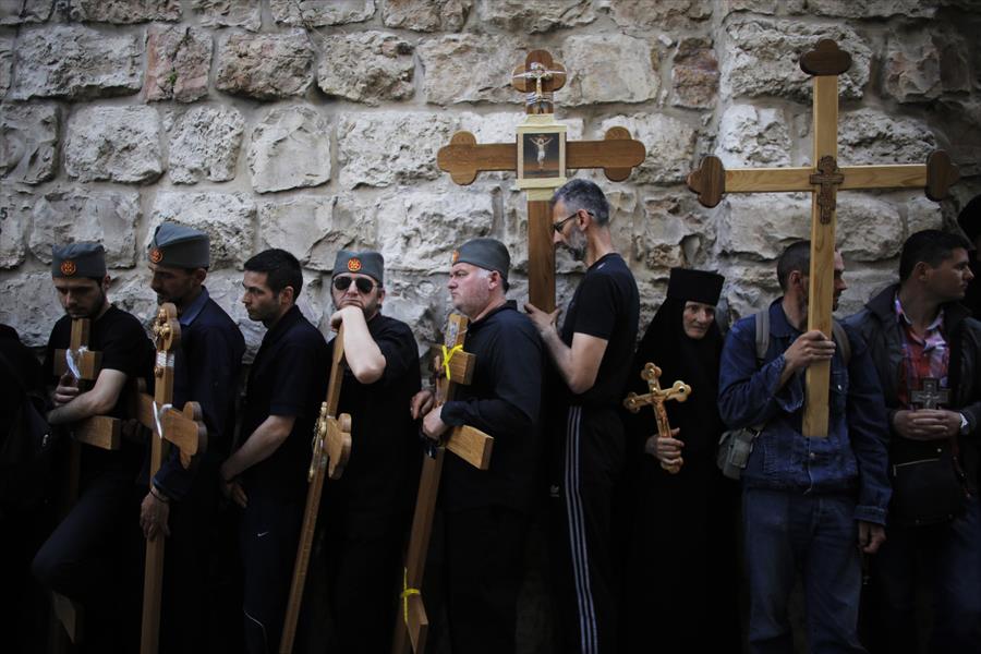 آلاف من مسيحيي العالم يحيون الجمعة العظيمة في القدس