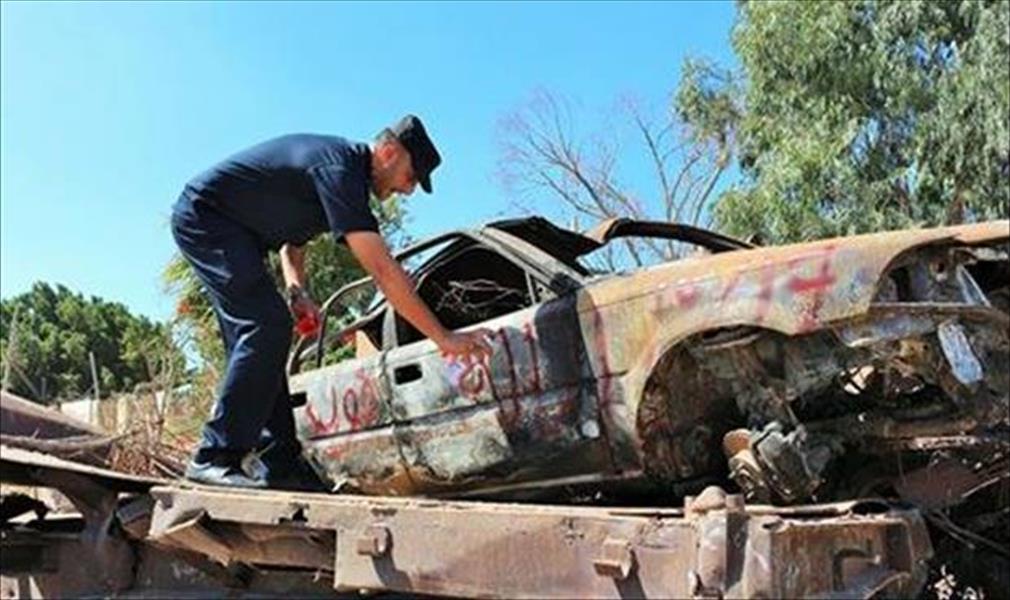 رفع هياكل السيارات والمركبات الآلية من شوارع بنغازي
