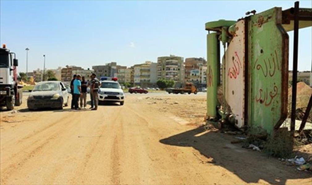 رفع هياكل السيارات والمركبات الآلية من شوارع بنغازي