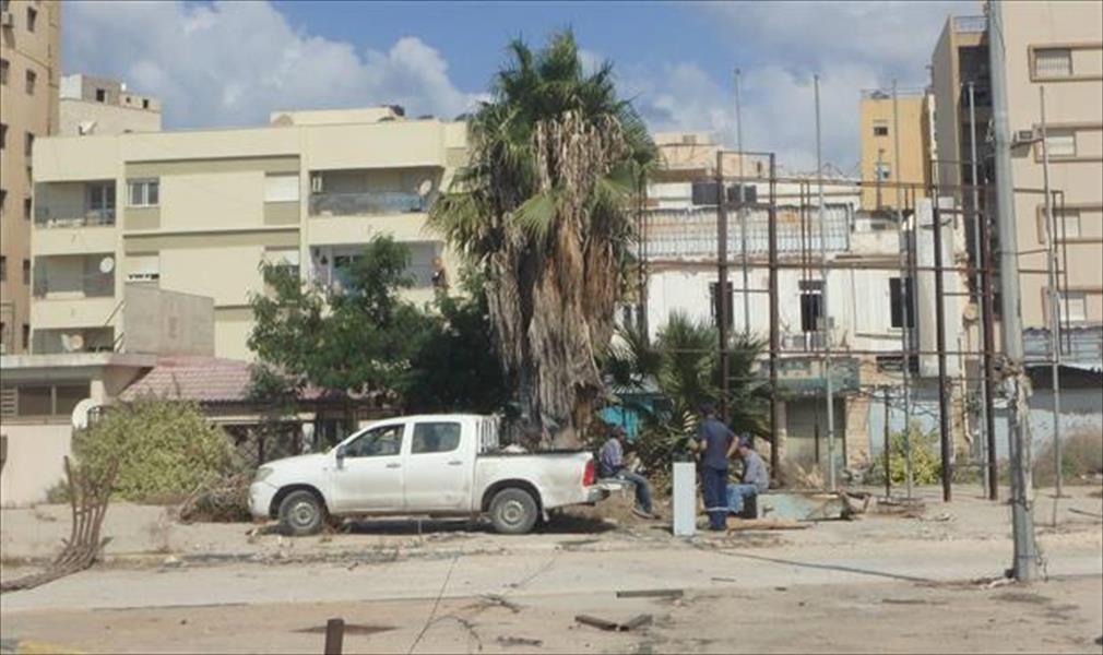 إزالة العوائق استعدادًا لإعادة تشغيل مستشفى 7 أكتوبر في بنغازي (صور)