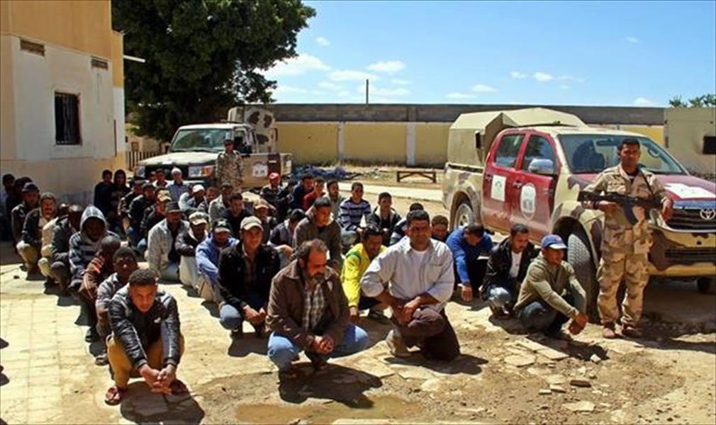 ضبط 165مهاجرًا غير شرعي في بنغازي