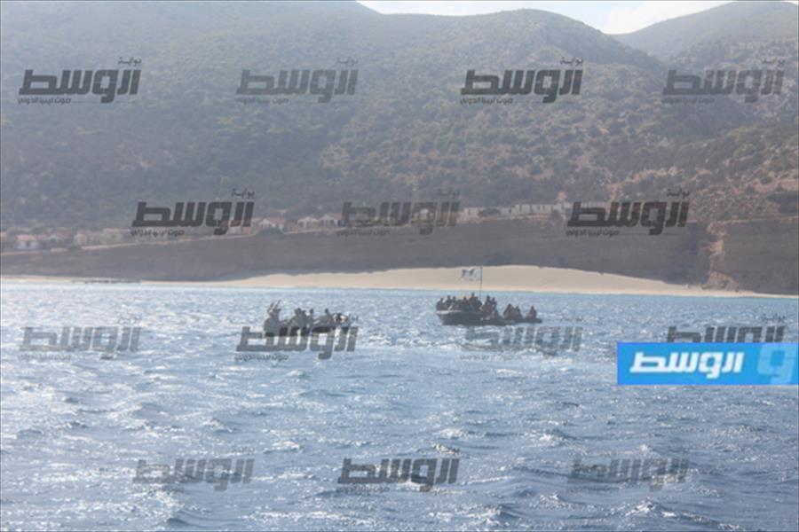 بالصور: مناورة عسكرية للقوات البحرية الليبية على ساحل رأس الهلال‎