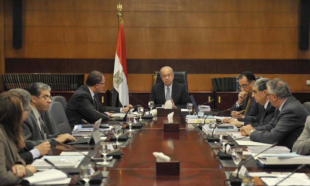 الحكومة المصرية تكشف حقيقة الاستغناء عن 2 مليون موظف بالدولة