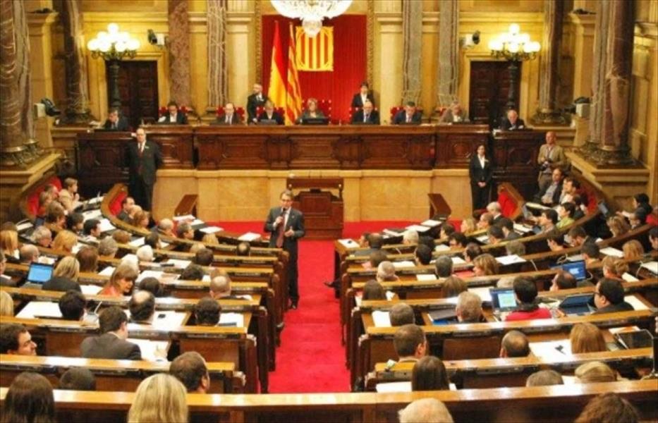 برلمان كتالونيا يعلن الاستقلال عن إسبانيا