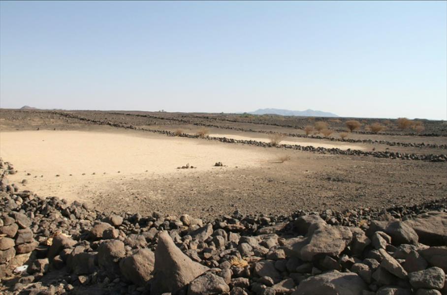 تشكلات حجرية غامضة تظهر بصحراء السعودية