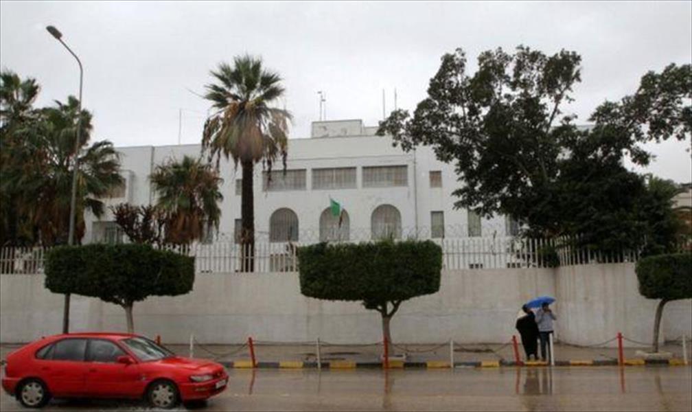 السفارة الإيطالية في ليبيا تعلق على قصف درنة