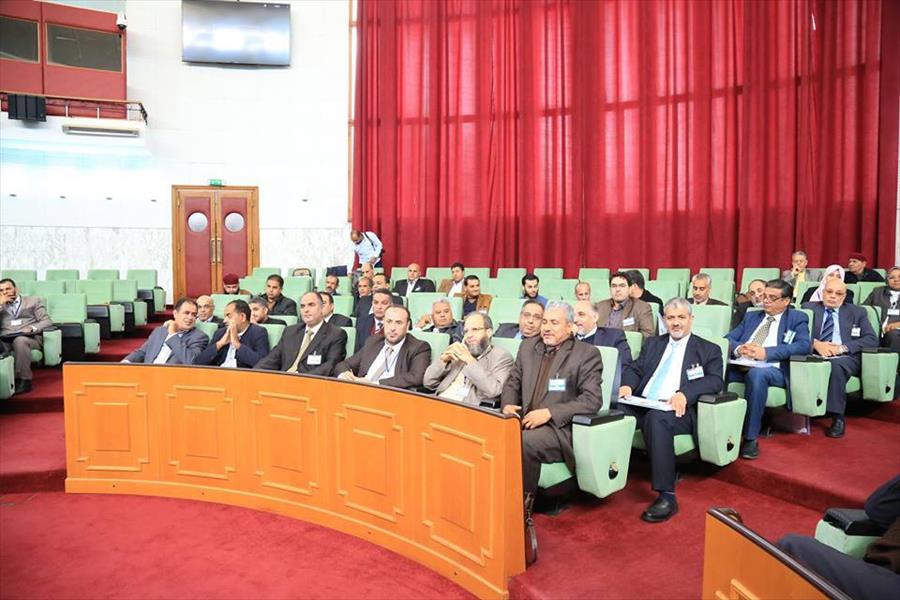 بالصور: انطلاق فعاليات المؤتمر العلمي الأول لمكافحة الفساد في ليبيا