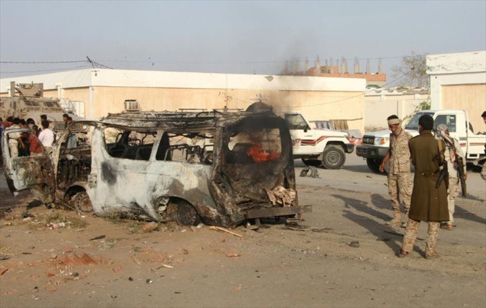مقتل 5 جنود على الأقل في هجومين انتحاريين بعدن