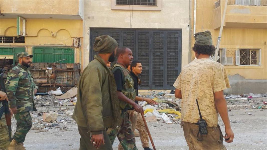 تحليق مكثف للطيران الحربي وتقدم للجيش بمحيط الفندق البلدي في بنغازي