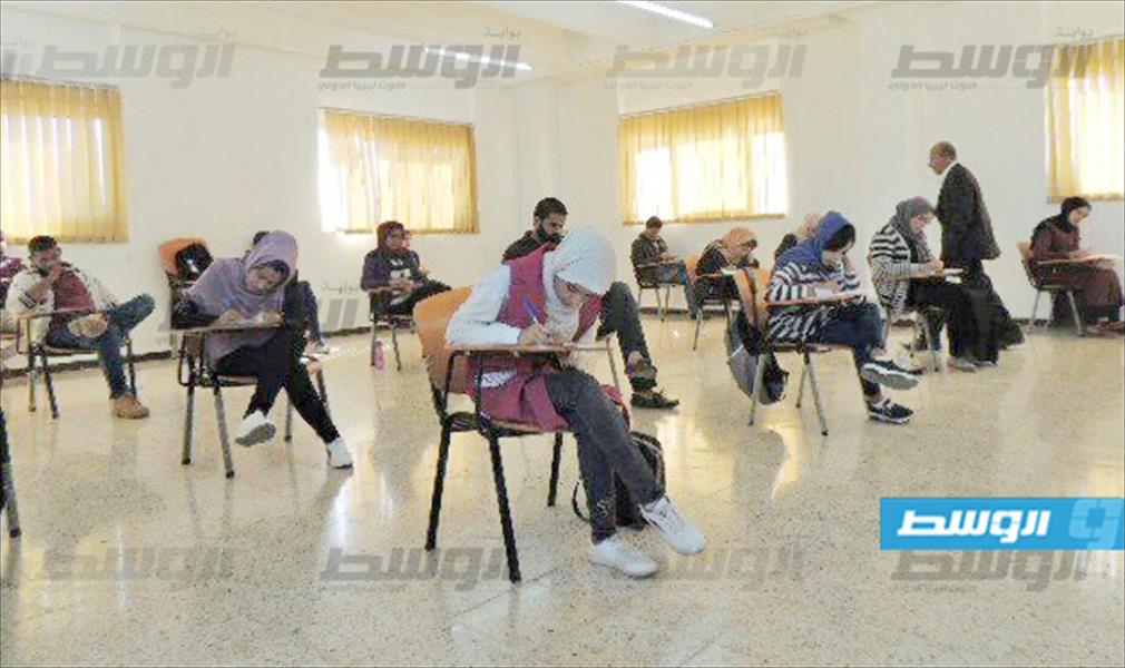 انطلاق الامتحانات الجزئية بكلية الإعلام جامعة بنغازي
