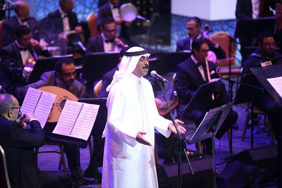 بالصور: عبدالله الرويشد يحيي حفلاً ضمن مهرجان الموسيقى العربية