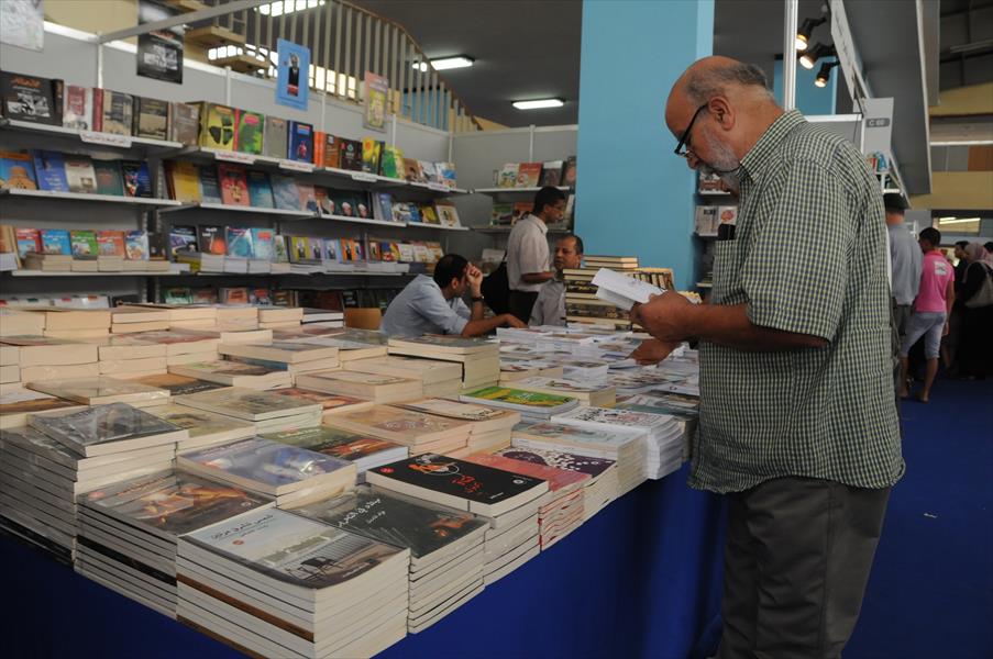 1.7 مليون زائر للمعرض الدولي للكتاب بالجزائر