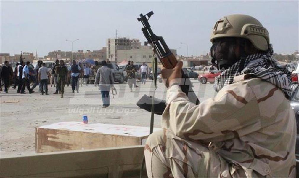 القبض على عدد من تجار المخدرات والأسلحة في بنغازي