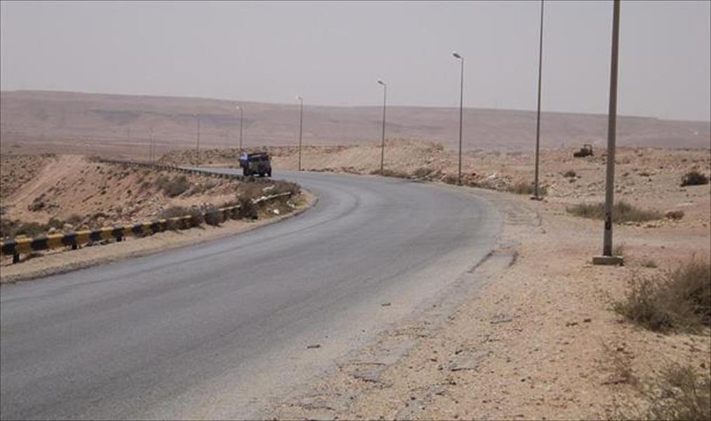 إغلاق الطريق الساحلي شرق بنغازي