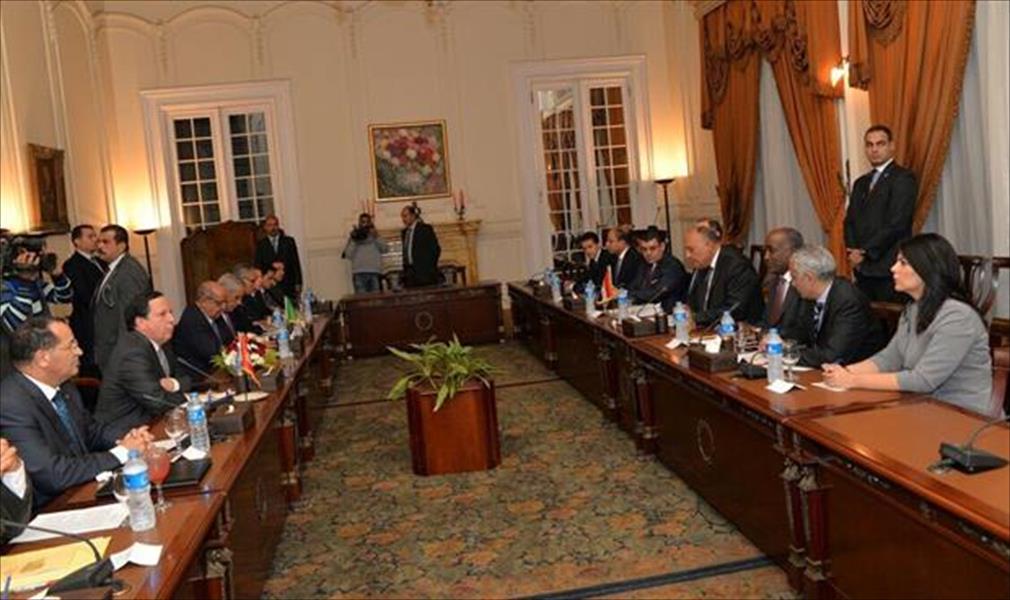 بدء الاجتماع الثلاثي لوزراء خارجية دول جوار ليبيا في القاهرة