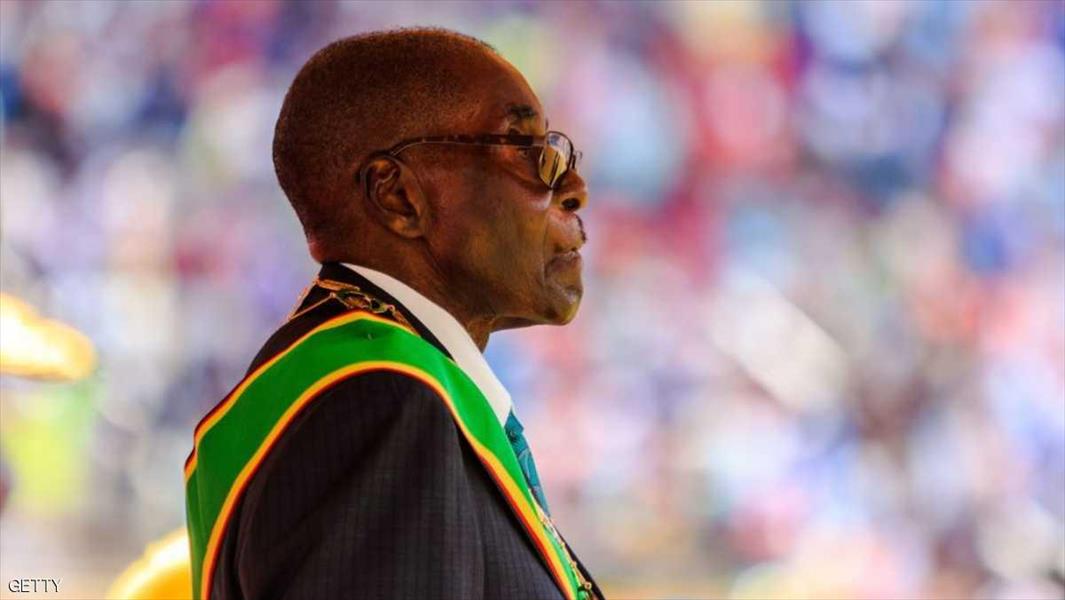 تصاعد أزمة السلطة في زيمبابوي والغموض يكتنف مصير موغابي