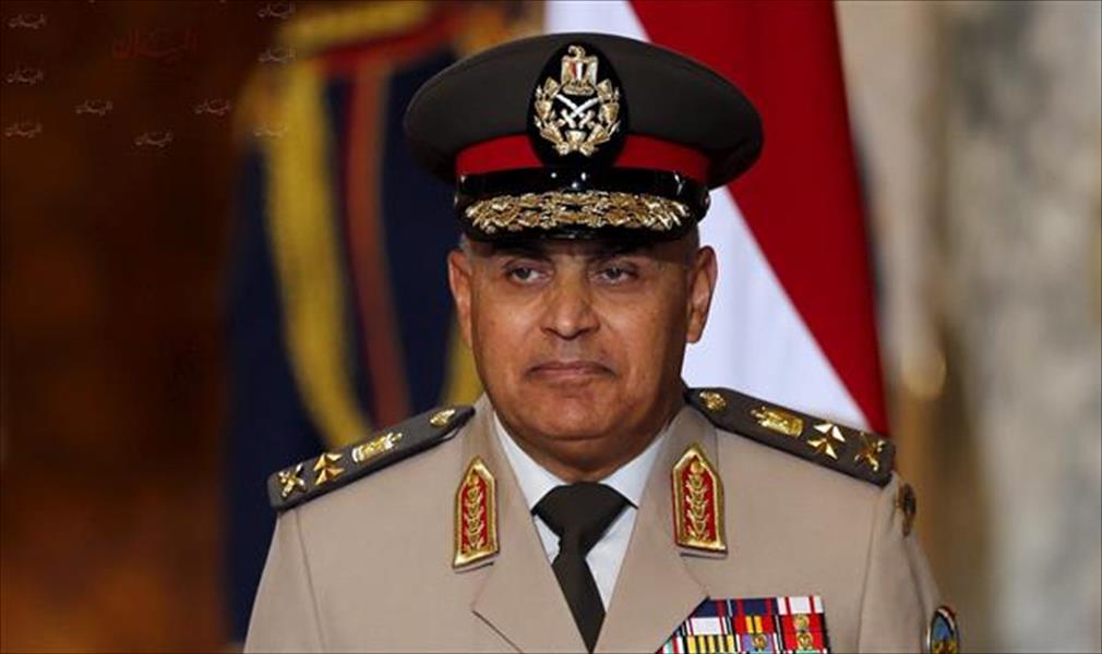 وزير الدفاع المصري يعود إلى القاهرة بعد زيارة رسمية للهند
