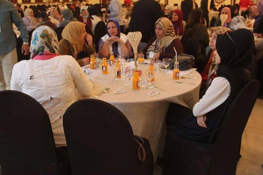 ندوة حول القيادات النسائية في العملية السياسية فى بنغازي 