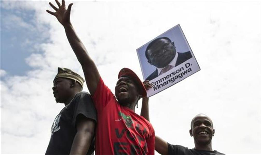 موغابي في مواجهة إجراءات إقالته من رئاسة زيمبابوي