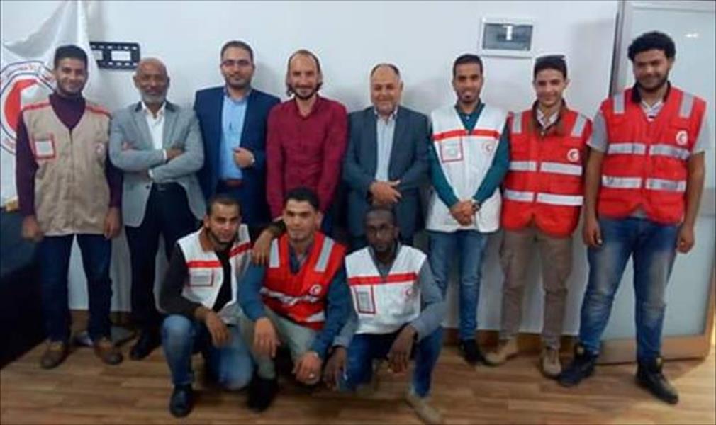 رئيس «الهلال الأحمر» الليبي يلتقي شباب فرع الجمعية بسرت