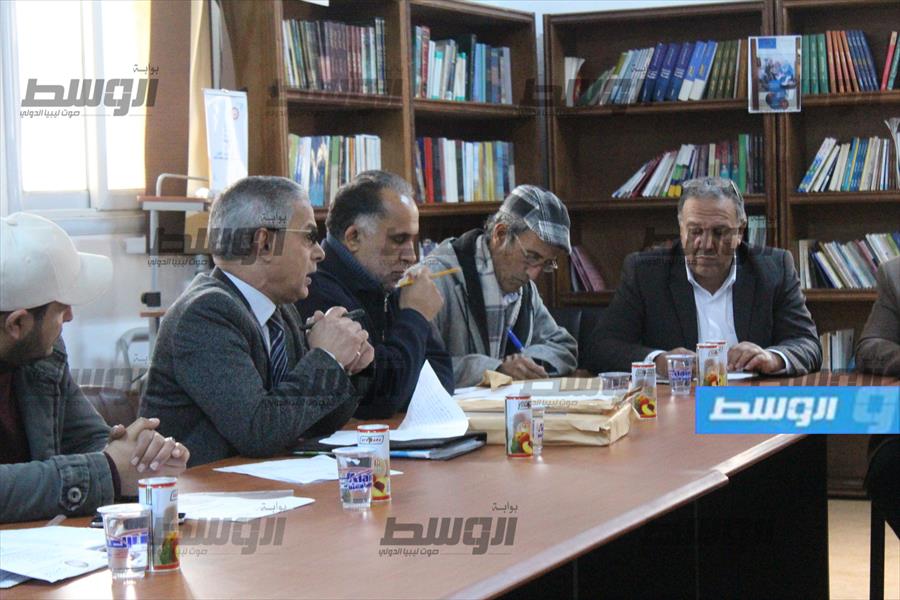 لجنة حكومية تبحث احتياجات المرافق الخدمية في بلدية شحات