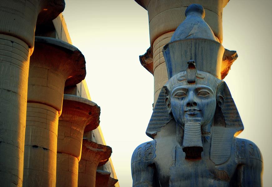 اكتشاف عشرات القطع الأثرية في جنوب مصر