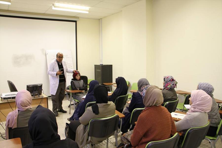 الدكتور مصطفى الفاضلي: الوضع في مركز بنغازي الطبي «كارثي»
