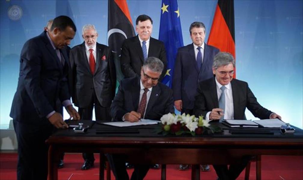 توقيع اتفاق لإنشاء محطتي كهرباء في طرابلس ومصراتة مع «سيمنس» الألمانية