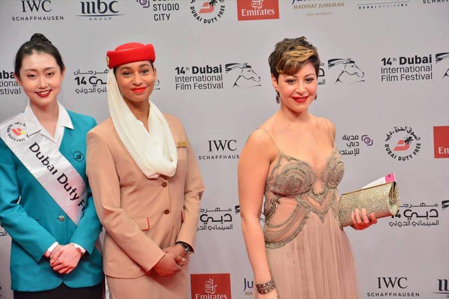 بالصور: إطلالات النجمات في مهرجان دبي السينمائي