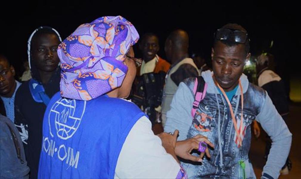 وصول 25 لاجئًا إلى فرنسا عبر النيجر بعد إجلاء طارئ من ليبيا