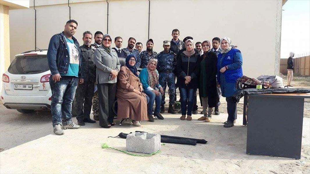 منظمات دولية تقدم مساعدات لمركز إيواء المهاجرين شرق بنغازي