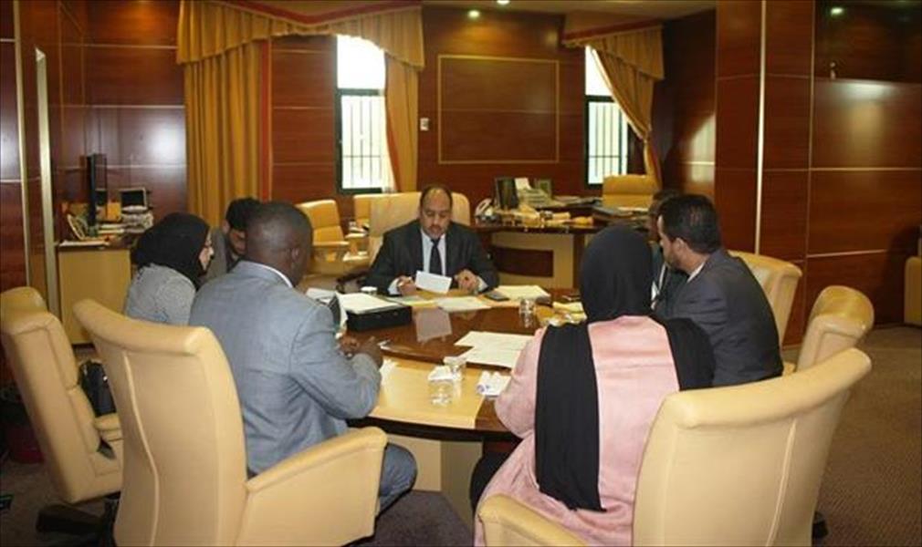 وزير صحة الوفاق يجتمع مع الجمعية العمومية لشركة صناعة الأدوية