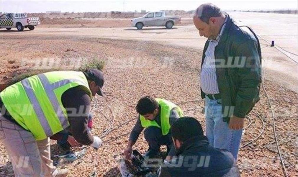 انتهاء أعمال الإصلاح وصيانة الأعطال بإنارة مهبط مطار طبرق