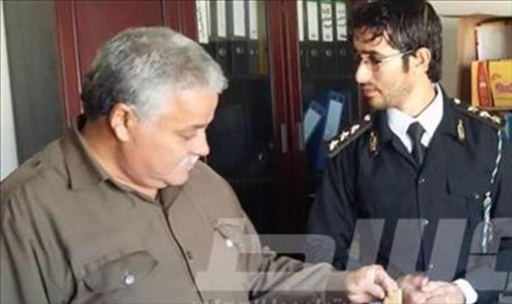 الحرس البلدي بنغازي يحذر المواطنين من شراء تونة «فلورا»
