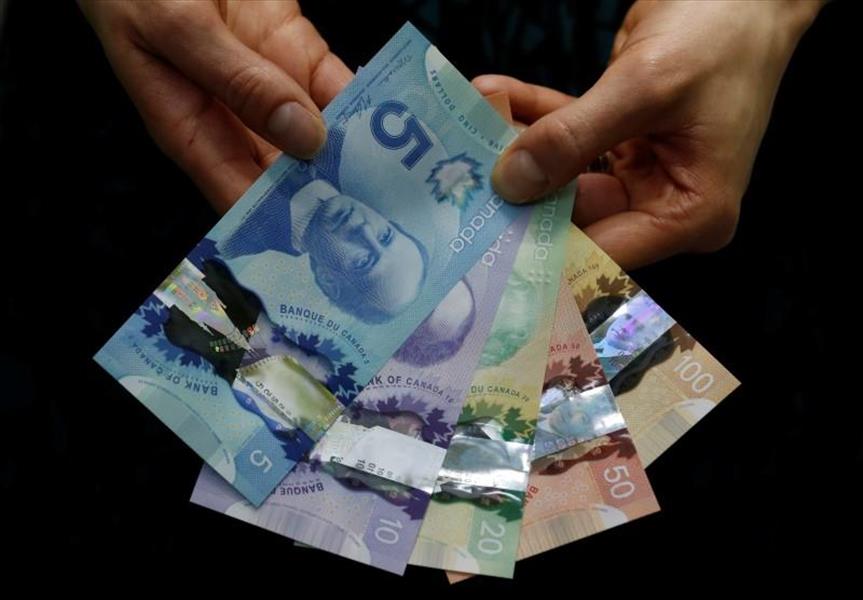 ارتفاع النفط يدعم الدولار الكندي