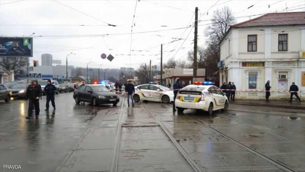 مسلح يحتجز رهائن داخل مبنى البريد في أوكرانيا