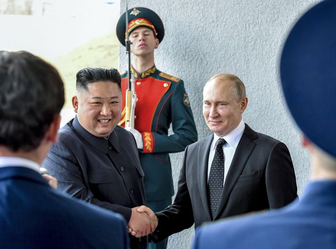 بوتين يؤكد حاجة بيونغ يانغ إلى «ضمانات أمنية» مقابل نزع السلاح النووي