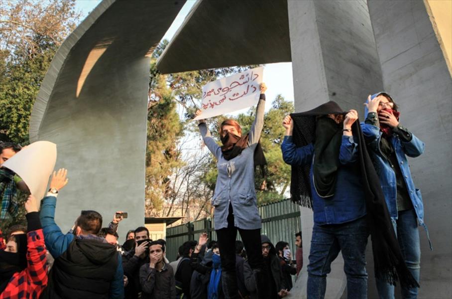 باريس «قلقة» حيال الحصيلة المرتفعة للضحايا في احتجاجات إيران