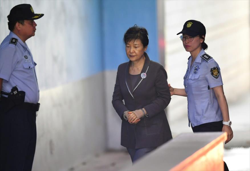 توجيه اتهامات لرئيسة كوريا الجنوبية السابقة بتلقي رشى