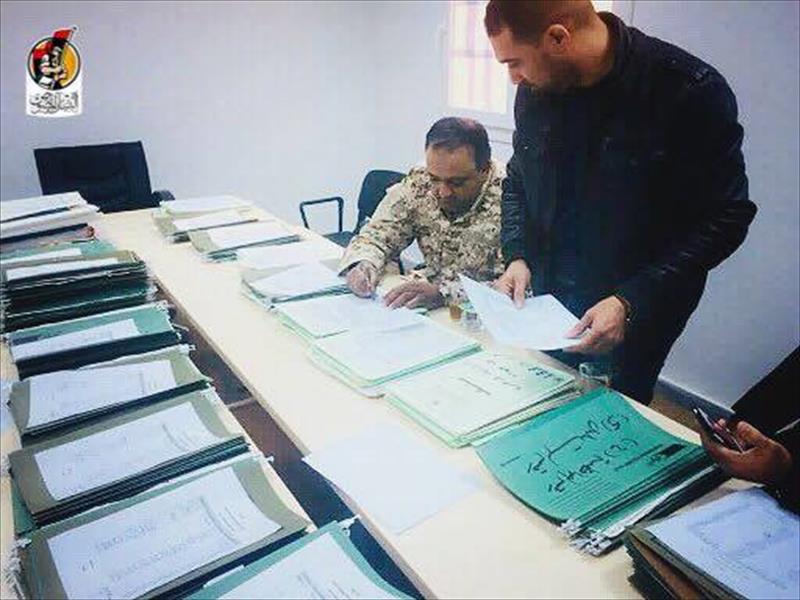 بالصور: «البنيان المرصوص» تسلم مستندات هامة إلى مكتب أملاك الدولة