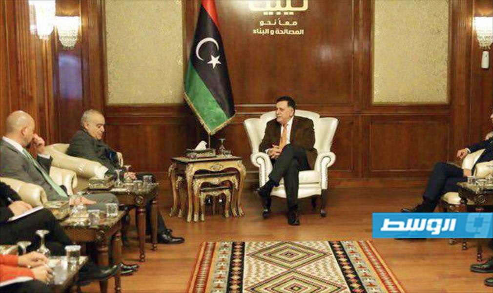 غسان سلامة يلتقي السراج ووزير التخطيط في طرابلس