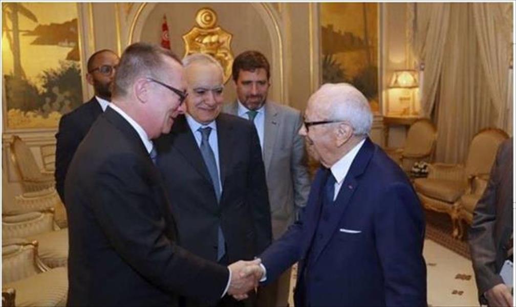 السبسي يستقبل فيلتمان وغسان سلامة في تونس