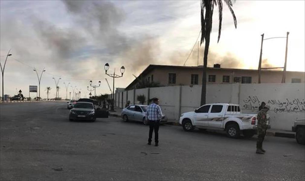 تواصل الاشتباكات في طرابلس.. وإغلاق مطار معيتيقة