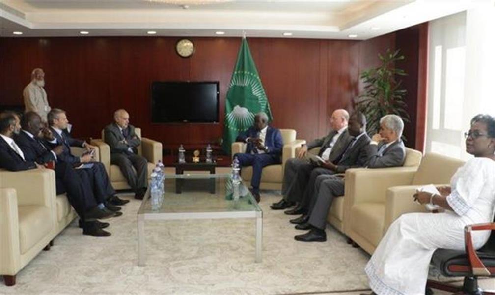 سلامة يبحث مع رئيس الاتحاد الأفريقي مساندة الليبيين للخروج من الأزمة
