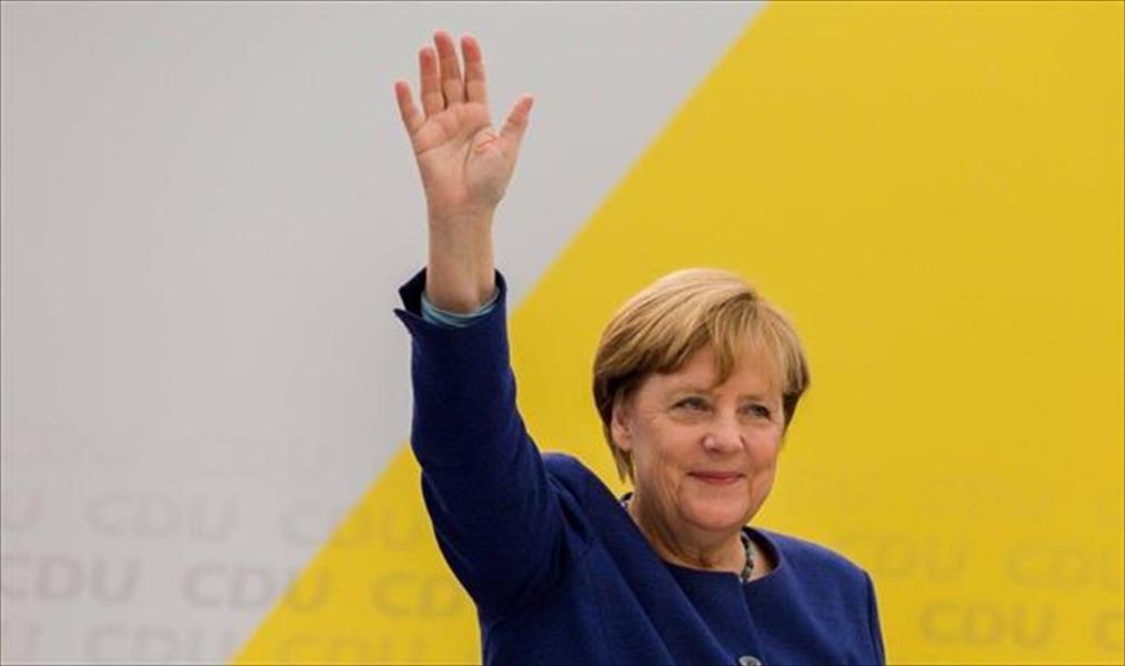 «الاشتراكي» الألماني يوافق على تشكيل ائتلاف حكومي مع ميركل