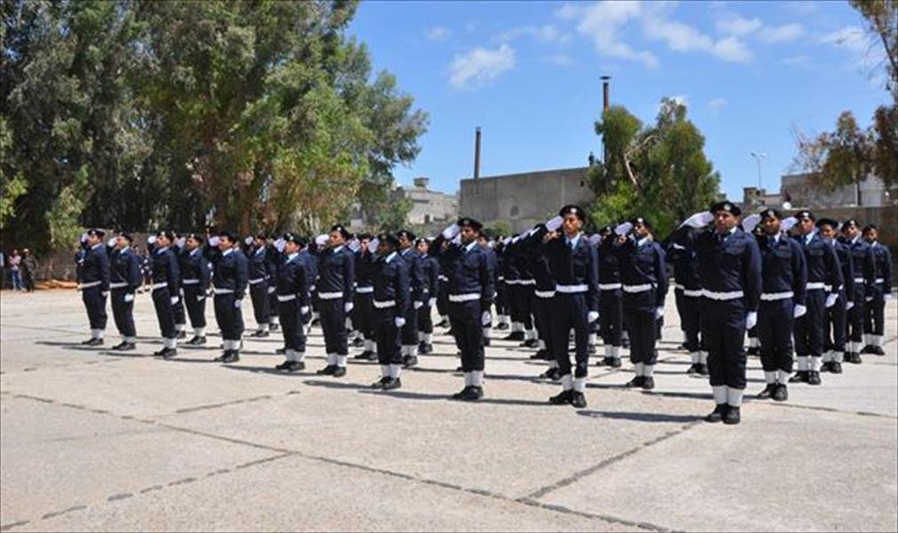 معهد تدريب الشرطة في طرابلس يحتفل بتخريج الدفعة الأولى