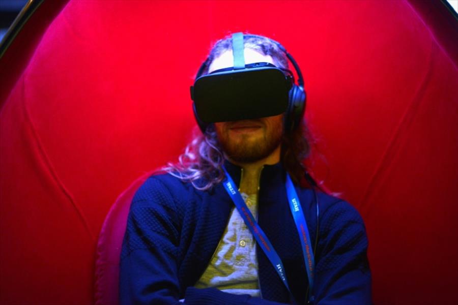 أفلام الواقع الافتراضي تزدهر ببطء